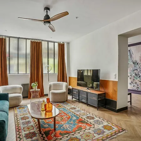 Luxury Family Duplex 4 Bdrs 10p - Republique Apartment *