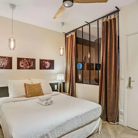 Luxury Family Duplex 4 Bdrs 10p - Republique Apartment